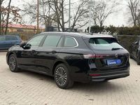 Gebraucht VW Passat Elegance 150 PS (110 kW) 2025 Grenadillschwarz metallic Kombi