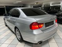 gebraucht BMW 320 i Lim.*Sportsitze*Teilleder*Tempomat*Facelift