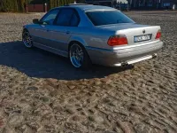 Second-hand BMW 740 286 CP (210 kW) 1995 Argintiu Berlinǎ