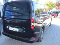Gebraucht Ford Tourneo Titanium 170 PS (125 kW) 2025 Obsidianschwarz metallic Van / Kleinbus
