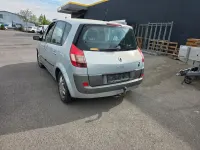 Gebraucht Renault Scénic II 135 PS (99 kW) 2004 Silber Van / Kleinbus