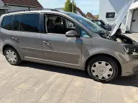Używany VW Touran 105 KM (77 kW) 2011 Szary Minivan
