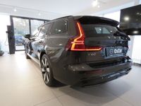 Gebraucht Volvo V60 Plus 455 PS (334 kW) 2024 Grau Kombi
