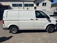 Gebraucht VW Transporter 150 PS (110 kW) 2019 Weiß Van