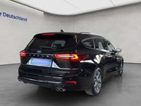 Gebraucht Ford Focus ST-Line X 125 PS (91 kW) 2024 Agate black metallic Kombi