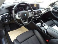 Gebraucht BMW 530 Sport Line 265 PS (194 kW) 2018 Sophistograu brillanteffekt me Kombi