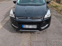 Gebraucht Ford Kuga 150 PS (110 kW) 2015 Schwarz SUV