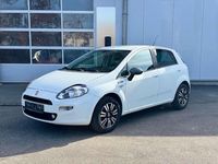 Gebraucht Fiat Punto Young 69 PS (50 kW) 2014 Colore esterno (bianco divino) Kleinwagen