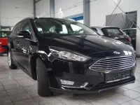Gebraucht Ford Focus Titanium 125 PS (91 kW) 2017 Schwarz Kombi