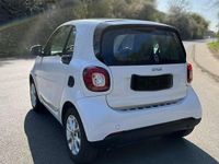 Gebraucht Smart ForTwo Coupé Basis 71 PS (52 kW) 2016 Weiß Kleinwagen