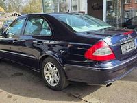 Usata Mercedes E230 204 CV (150 kW) 2008 Blu Berlina