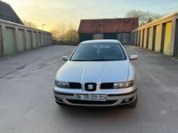 Second-hand Seat Leon 105 CP (77 kW) 2002 Argintiu Hatchback