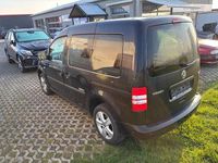 Gebraucht VW Caddy Trendline 102 PS (75 kW) 2013 Schwarz Van / Kleinbus