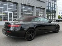 Gebraucht Mercedes E220 194 PS (142 kW) 2018 Schwarz Cabrio