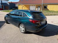 Gebraucht Opel Astra 150 PS (110 kW) 2018 Grün Kombi