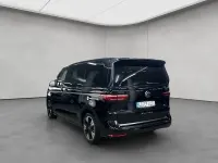 Używany VW T7 Style 150 KM (110 kW) 2025 Czarny Van