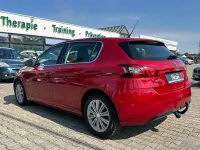 Gebraucht Peugeot 308 Allure 131 PS (96 kW) 2018 Rot Limousine