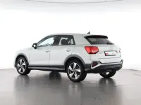 Gebraucht Audi Q2 S-Line 150 PS (110 kW) 2024 Silber SUV
