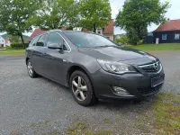 Gebraucht Opel Astra 165 PS (121 kW) 2012 Schwarz Kombi