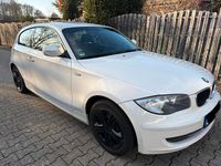 Gebraucht BMW 116 122 PS (89 kW) 2010 Weiß Kleinwagen