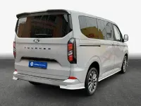 Neu Ford Tourneo Titanium 170 PS (125 kW) 2026 Grau Kombi