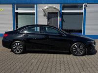 Gebraucht Mercedes A180 116 PS (85 kW) 2023 Schwarz Limousine