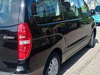 Gebraucht Hyundai H-1 Trend 170 PS (125 kW) 2017 Schwarz Van / Kleinbus