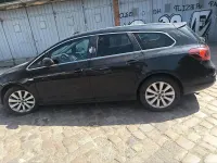 Gebraucht Opel Astra 110 PS (80 kW) 2011 Schwarz Kombi