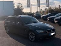 Gebraucht BMW 320 163 PS (119 kW) 2007 Grau Kombi