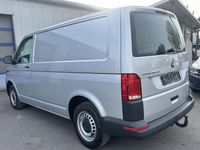 Gebraucht VW Transporter 110 PS (80 kW) 2021 Reflexsilber Van