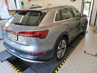 Gebraucht Audi e-tron Advanced 300 kW (408 PS) 2021 Taifungrau SUV