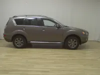 Gebraucht Mitsubishi Outlander 147 PS (108 kW) 2011 Granitbraun metallic SUV