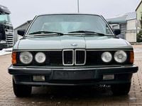 Gebraucht BMW 735 185 PS (136 kW) 1985 Grün Limousine