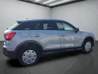 Używany Audi Q2 Advanced 116 KM (85 kW) 2025 Srebrny SUV