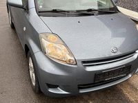 Gebraucht Daihatsu Sirion 91 PS (66 kW) 2009 Grau Kleinwagen