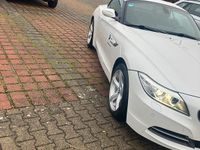 Gebraucht BMW Z4 Sport Line 184 PS (135 kW) 2015 Weiß Cabrio