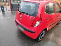 Gebraucht Hyundai i10 67 PS (49 kW) 2009 Rot Kleinwagen