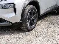 Neu Nissan X-Trail Acenta 163 PS (119 kW) 2026 M) (silber SUV