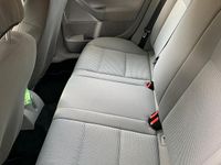 Gebraucht VW Jetta 102 PS (75 kW) 2006 Gold Limousine