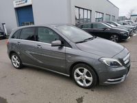 Gebraucht Mercedes B180 109 PS (80 kW) 2012 Mountaingrau  met. Van / Kleinbus