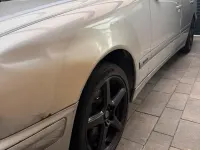 Gebraucht Mercedes E220 143 PS (105 kW) 2001 Grau Limousine