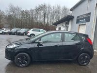 Gebraucht Ford Fiesta 82 PS (60 kW) 2013 Schwarz Kleinwagen