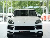 Second-hand Porsche Cayenne Chrono 340 CP (250 kW) 2018 Alb SUV