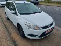 Gebraucht Ford Focus 109 PS (80 kW) 2010 Weiß Limousine