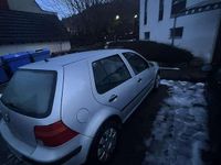 Second-hand VW Golf III 75 CP (55 kW) 1998 Berlinǎ