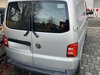 Gebraucht VW Transporter 150 PS (110 kW) 2018 Silber Van