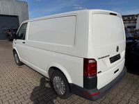 Gebraucht VW T6 140 PS (102 kW) 2015 Weiß Van