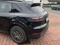 Second-hand Porsche Cayenne 340 CP (250 kW) 2017 Negru SUV