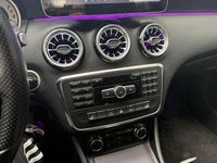 Gebraucht Mercedes A180 122 PS (89 kW) 2012 Weiß Kleinwagen