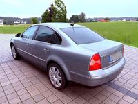 Gebraucht VW Passat Highline 193 PS (141 kW) 2004 Grau Limousine